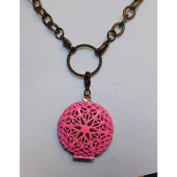 Floral Filigree Locket Necklace Gold Tone With Pink Enamel - Picture 1 of 6